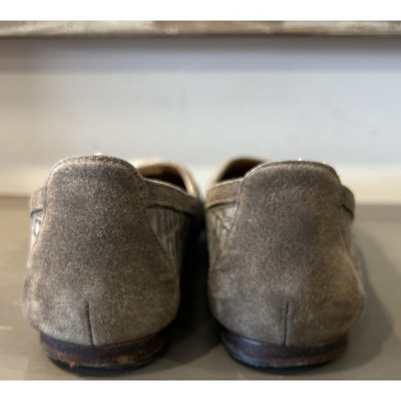 EUC Sofft Gray Croc Print Suede Round Toe Comfort Flat Size 7 - Picture 5 of 7